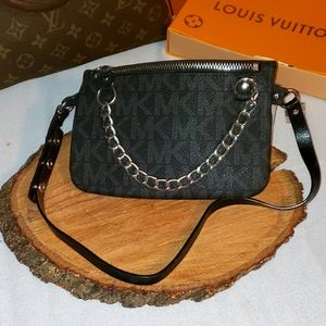 Free Micheal kors Signature Logo Pull Chain Belt Bag With Purchase